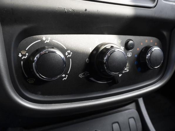 Renault Duster I с пробегом 2014 года, цена 799 000 рублей, 202557 км, внедорожник, Автокод Объявления