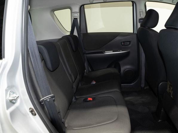 Toyota Ractis II с пробегом 2010 года, цена 870 000 рублей, 87873 км, хэтчбек, Автокод Объявления