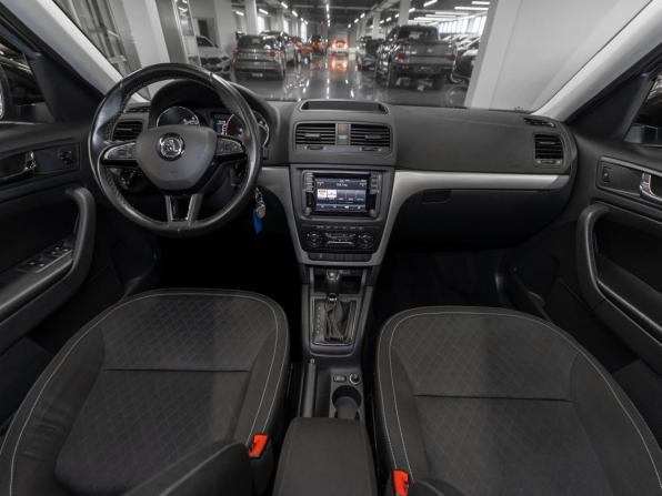 Skoda Yeti I Рестайлинг с пробегом 2016 года, цена 1 240 000 рублей, 151248 км, внедорожник, Автокод Объявления