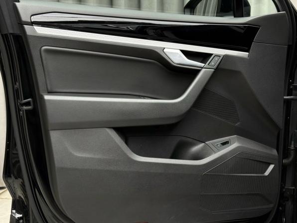 Volkswagen Touareg III с пробегом 2019 года, цена 4 249 000 рублей, 235249 км, внедорожник, Автокод Объявления