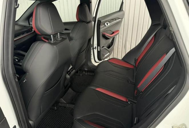 Geely Coolray I Рестайлинг с пробегом 2024 года, цена 2 200 000 рублей, 15110 км, внедорожник, Автокод Объявления