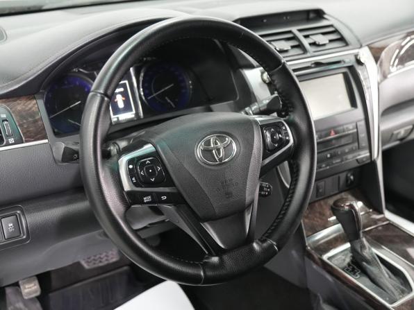 Toyota Camry VII (XV50) Рестайлинг с пробегом 2016 года, цена 1 910 000 рублей, 225401 км, седан, Автокод Объявления