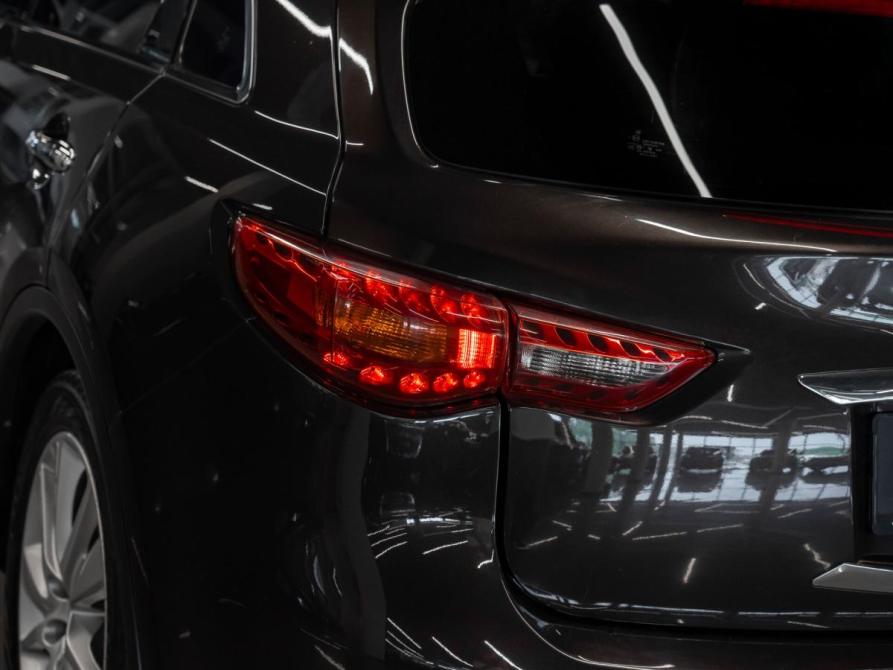 Infiniti QX70 Москва  - изображение 26