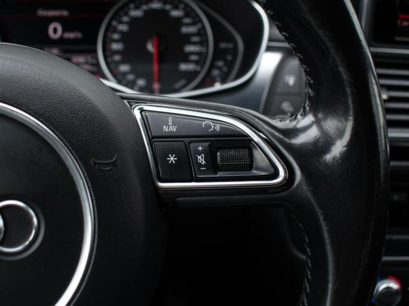 Audi A6 allroad III (C7) Рестайлинг с пробегом 2017 года, цена 3 130 000 рублей, 164293 км, универсал, Автокод Объявления