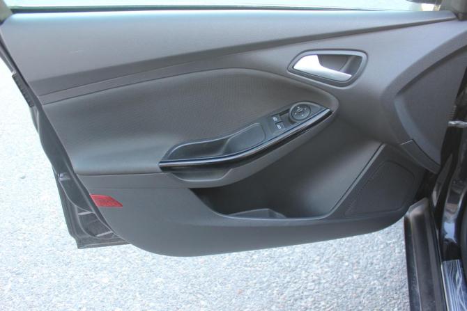 Ford Focus III с пробегом 2013 года, цена 740 000 рублей, 203343 км, универсал, Автокод Объявления