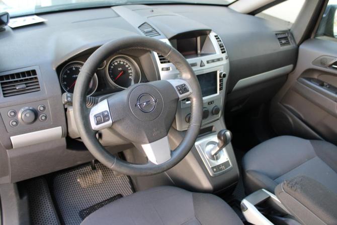 Opel Zafira B Рестайлинг с пробегом 2010 года, цена 442 000 рублей, 291376 км, минивэн, Автокод Объявления