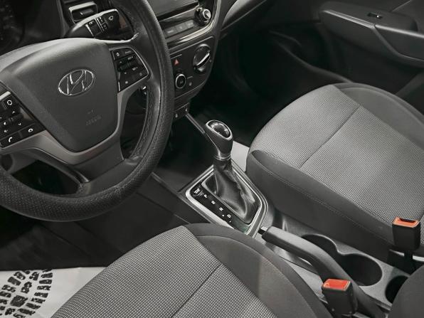Hyundai Solaris II Рестайлинг с пробегом 2021 года, цена 1 450 000 рублей, 96222 км, седан, Автокод Объявления