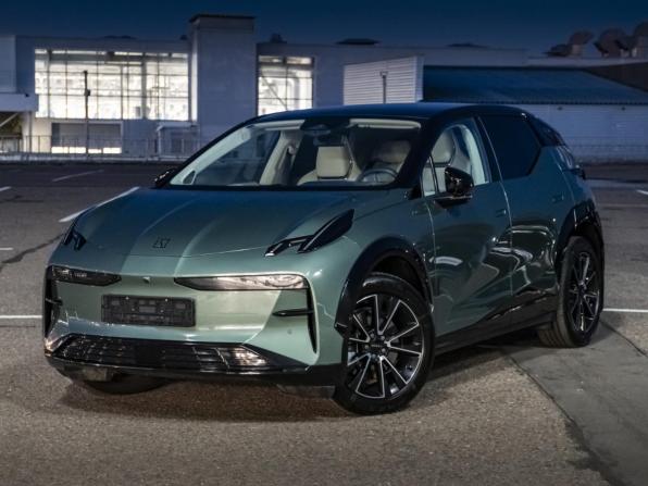 Zeekr X I с пробегом 2023 года, цена 4 098 000 рублей, 45000 км, внедорожник, Автокод Объявления