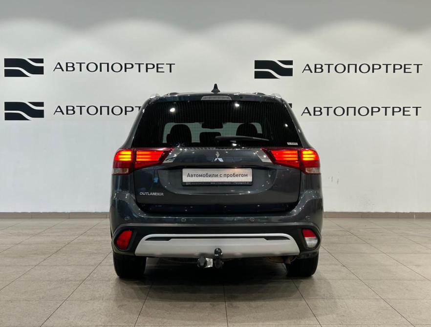 Mitsubishi Outlander III Рестайлинг 3 Санкт-Петербург  - изображение 6