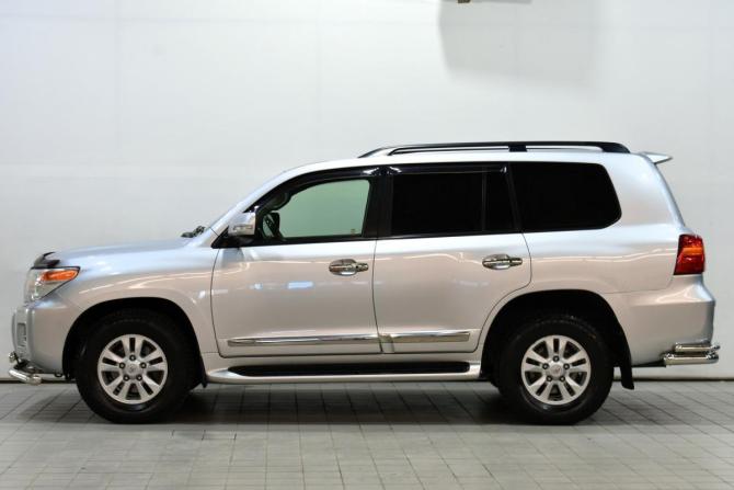 Toyota Land Cruiser 200 Series Рестайлинг 1 с пробегом 2014 года, цена 4 788 000 рублей, 125332 км, внедорожник, Автокод Объявления