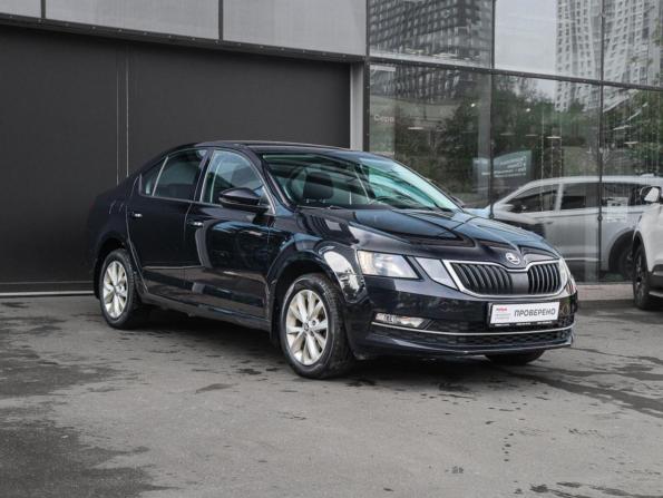 Skoda Octavia III (A7) Рестайлинг с пробегом 2018 года, цена 1 800 000 рублей, 128000 км, лифтбек, Автокод Объявления
