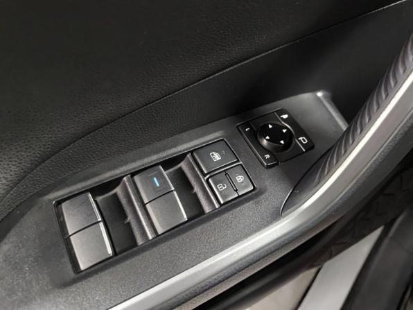 Toyota RAV4 V (XA50) с пробегом 2021 года, цена 3 050 000 рублей, 117114 км, внедорожник, Автокод Объявления