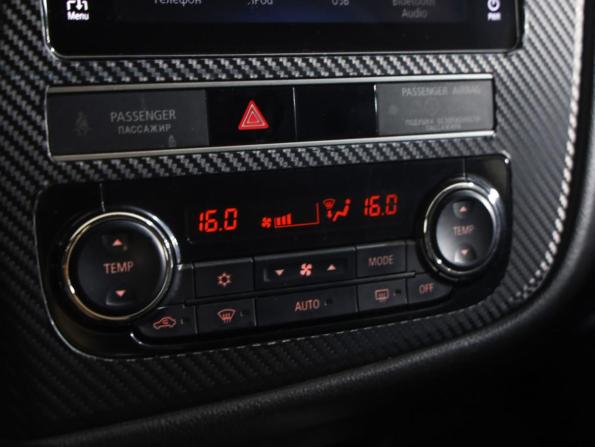 Mitsubishi Outlander III Рестайлинг 3 с пробегом 2019 года, цена 2 099 000 рублей, 157961 км, внедорожник, Автокод Объявления
