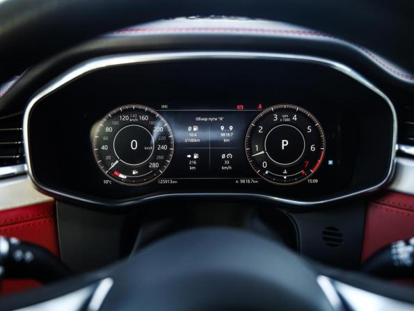 Jaguar F-Pace I Рестайлинг с пробегом 2021 года, цена 5 530 000 рублей, 25911 км, внедорожник, Автокод Объявления