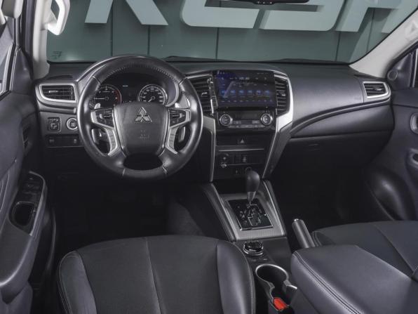 Mitsubishi L200 V Рестайлинг с пробегом 2022 года, цена 3 590 000 рублей, 60875 км, offers.body_type.unknown, Автокод Объявления