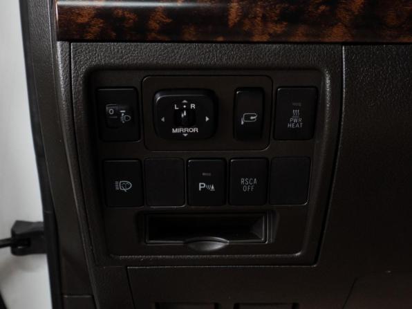 Toyota Land Cruiser 200 Series с пробегом 2011 года, цена 3 250 000 рублей, 218163 км, внедорожник, Автокод Объявления