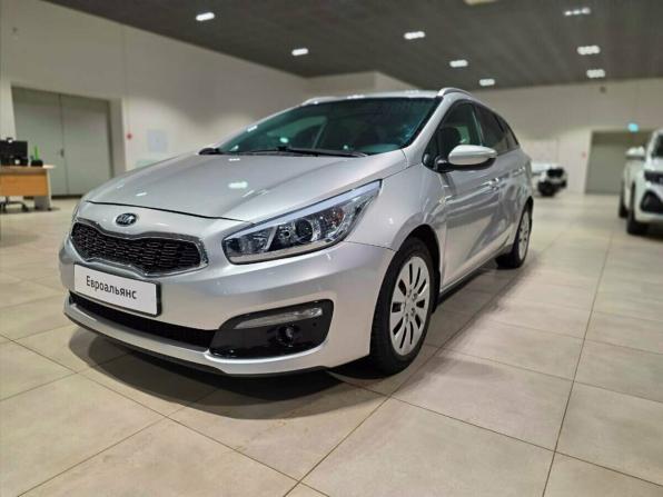 Kia Ceed II Рестайлинг с пробегом 2015 года, цена 999 000 рублей, 116000 км, универсал, Автокод Объявления