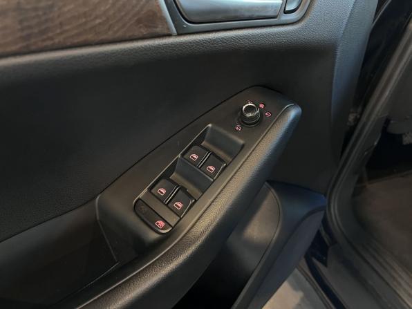 Audi Q5 I (8R) с пробегом 2011 года, цена 1 920 000 рублей, 157634 км, внедорожник, Автокод Объявления