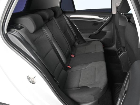 Volkswagen Golf VII с пробегом 2013 года, цена 950 000 рублей, 269777 км, хэтчбек, Автокод Объявления