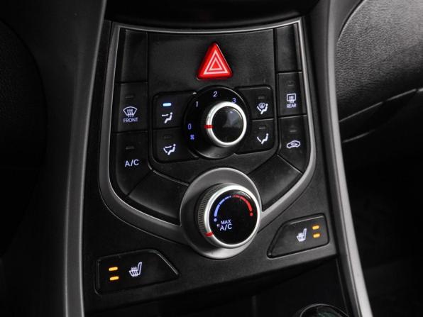 Hyundai Elantra V (MD) Рестайлинг с пробегом 2015 года, цена 1 169 000 рублей, 278586 км, седан, Автокод Объявления