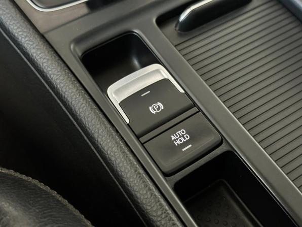 Volkswagen Golf VII с пробегом 2013 года, цена 1 200 000 рублей, 178808 км, хэтчбек, Автокод Объявления