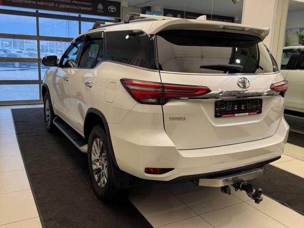 Toyota Fortuner II Рестайлинг с пробегом 2020 года, цена 4 670 000 рублей, 142381 км, внедорожник, Автокод Объявления