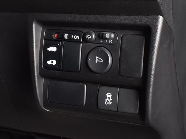 Honda Freed I Рестайлинг с пробегом 2012 года, цена 949 995 рублей, 186895 км, компактвэн, Автокод Объявления