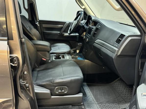 Mitsubishi Pajero IV Рестайлинг 1 с пробегом 2013 года, цена 2 147 000 рублей, 227543 км, внедорожник, Автокод Объявления