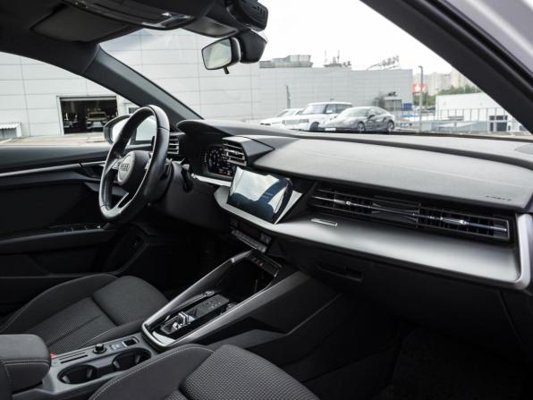 Audi A3 IV (8Y) с пробегом 2021 года, цена 2 749 000 рублей, 59341 км, хэтчбек, Автокод Объявления