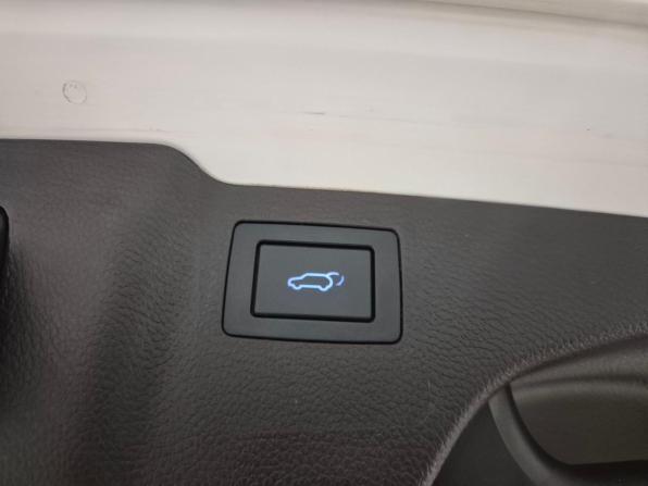 Hyundai Santa Fe III Рестайлинг с пробегом 2018 года, цена 2 119 000 рублей, 129973 км, внедорожник, Автокод Объявления
