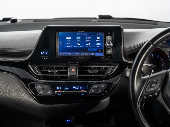 Toyota C-HR I с пробегом 2017 года, цена 1 749 500 рублей, 131281 км, внедорожник, Автокод Объявления
