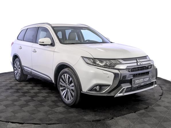 Mitsubishi Outlander III Рестайлинг 3 с пробегом 2019 года, цена 2 625 000 рублей, 71247 км, внедорожник, Автокод Объявления