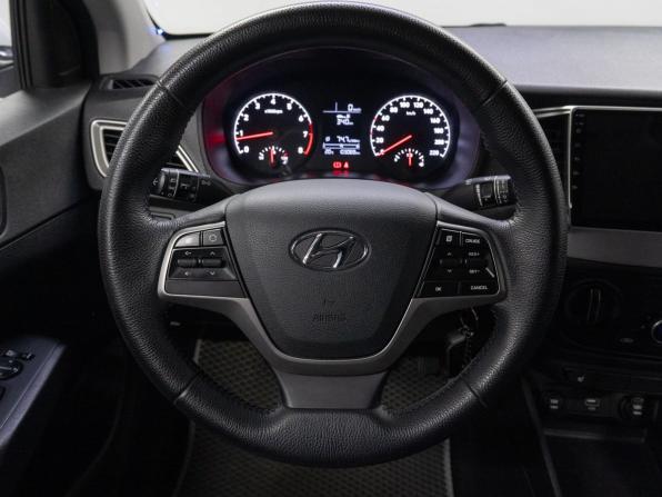 Hyundai Solaris II с пробегом 2019 года, цена 1 159 000 рублей, 103068 км, седан, Автокод Объявления