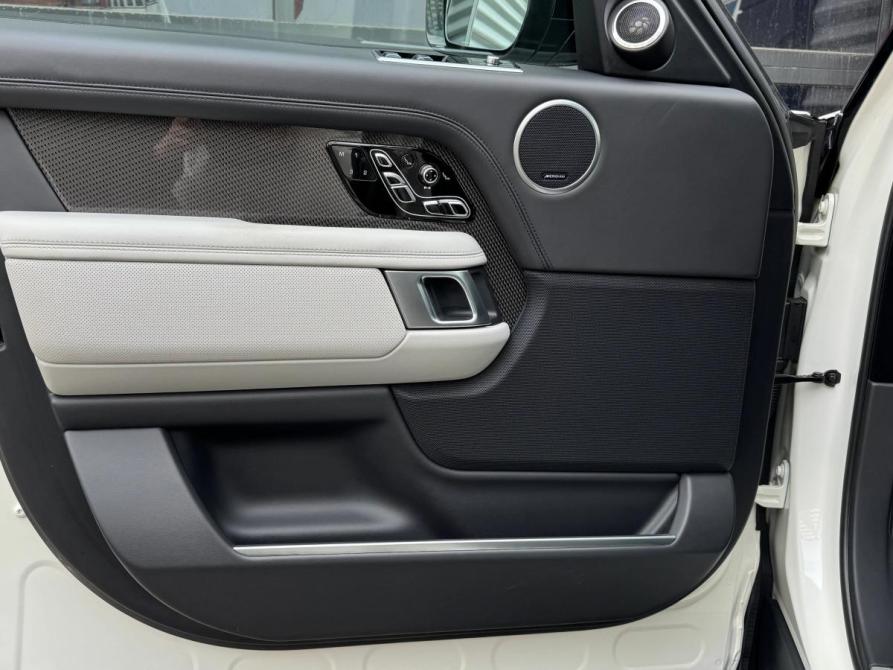 Land Rover Range Rover IV Рестайлинг Иркутск  - изображение 21