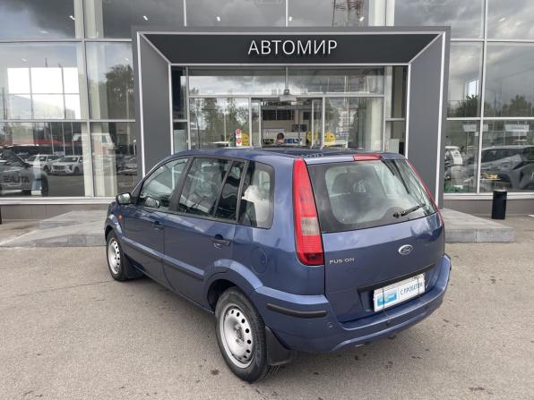 Ford Fusion I с пробегом 2005 года, цена 380 000 рублей, 180033 км, хэтчбек, Автокод Объявления