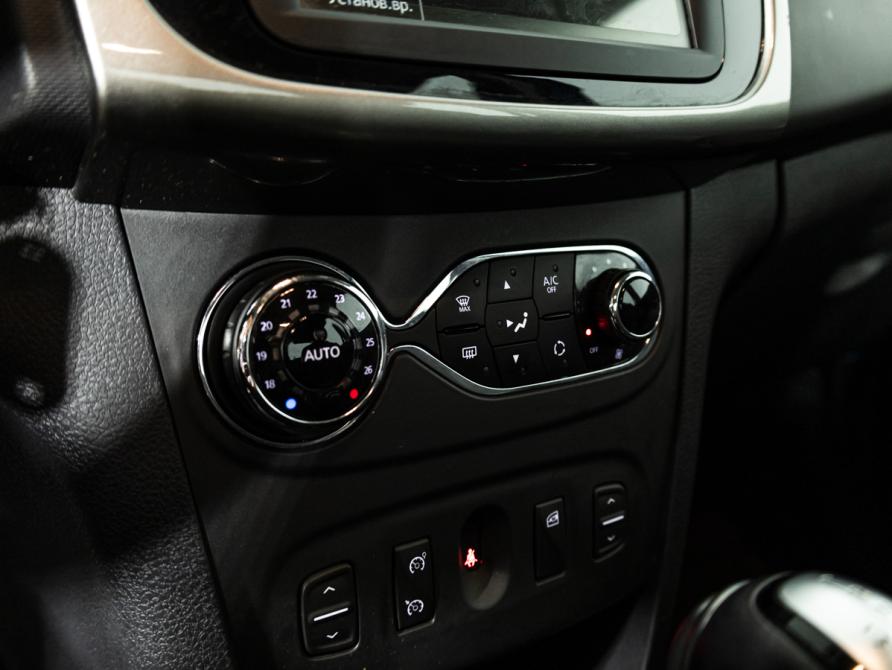 Renault Logan II Рестайлинг Санкт-Петербург  - изображение 16