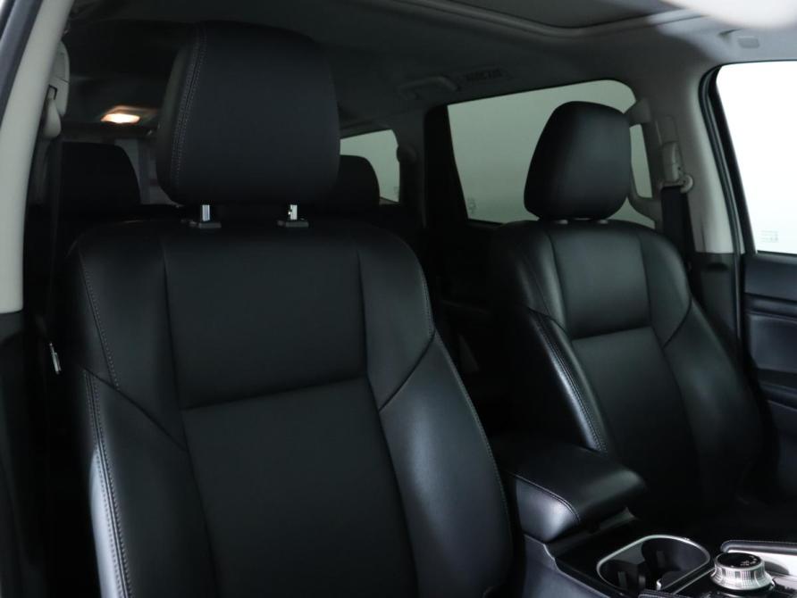 Mitsubishi Montero Sport III Рестайлинг Санкт-Петербург  - изображение 12