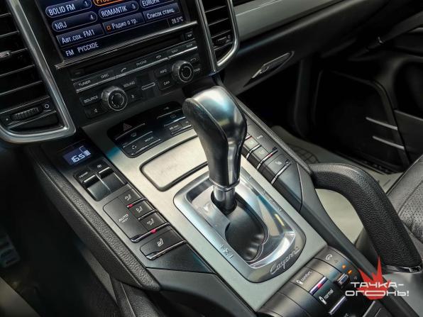 Porsche Cayenne II (958) с пробегом 2010 года, цена 1 930 000 рублей, 135000 км, внедорожник, Автокод Объявления