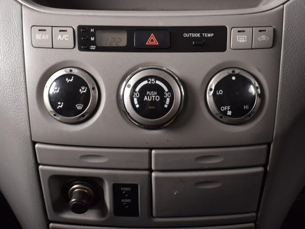 Toyota Noah I (R60) с пробегом 2002 года, цена 829 995 рублей, 300956 км, минивэн, Автокод Объявления