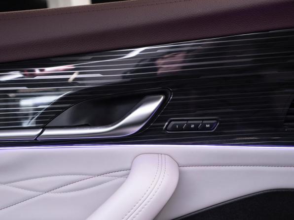 Geely Monjaro I с пробегом 2023 года, цена 3 390 000 рублей, 44842 км, внедорожник, Автокод Объявления