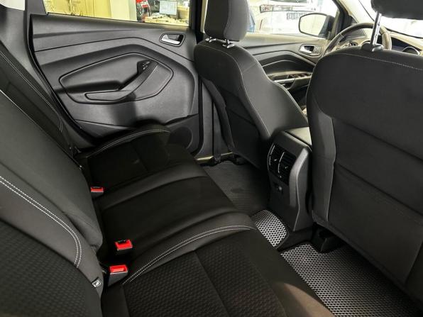 Ford Kuga II Рестайлинг с пробегом 2017 года, цена 1 470 000 рублей, 164000 км, внедорожник, Автокод Объявления