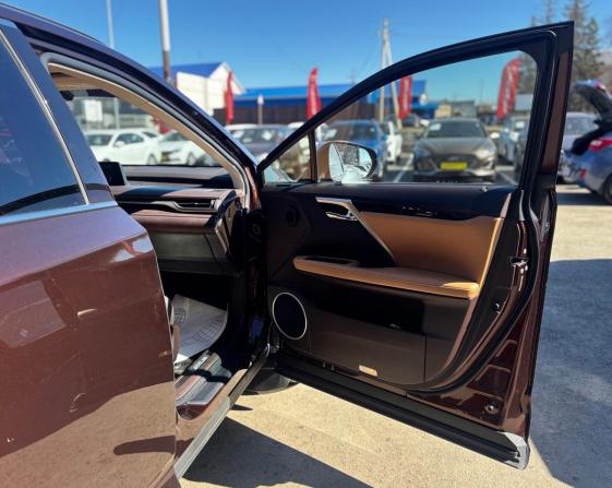 Lexus RX IV с пробегом 2017 года, цена 4 000 000 рублей, 153500 км, внедорожник, Автокод Объявления