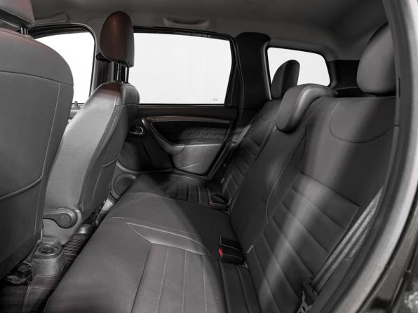 Renault Duster I Рестайлинг с пробегом 2017 года, цена 1 230 000 рублей, 118780 км, внедорожник, Автокод Объявления