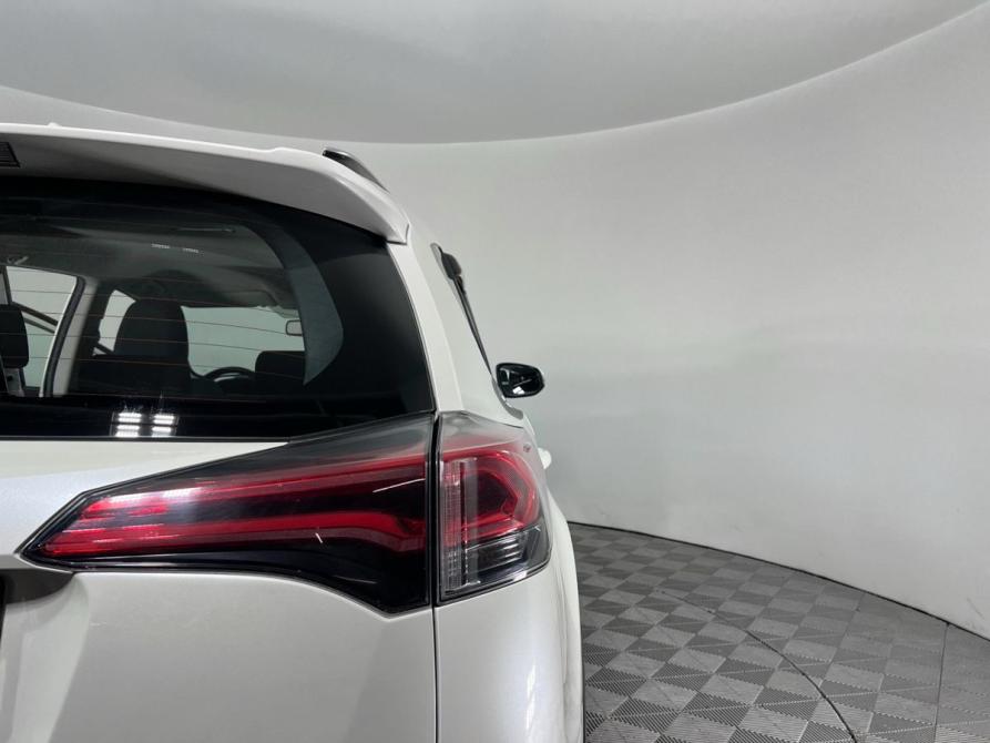 Toyota RAV4 IV (XA40) Рестайлинг Архангельск  - изображение 10