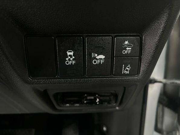 Honda Stepwgn V Рестайлинг с пробегом 2018 года, цена 2 100 000 рублей, 130000 км, минивэн, Автокод Объявления