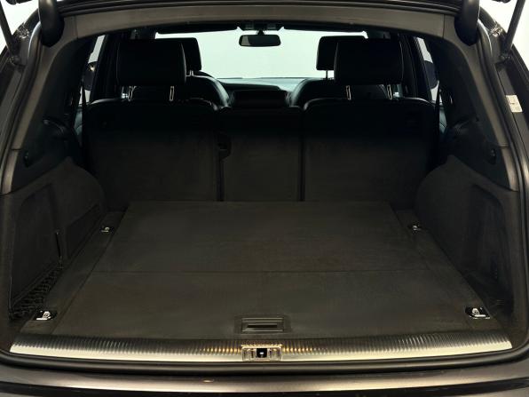 Audi Q7 I (4L) с пробегом 2007 года, цена 1 475 000 рублей, 171765 км, внедорожник, Автокод Объявления