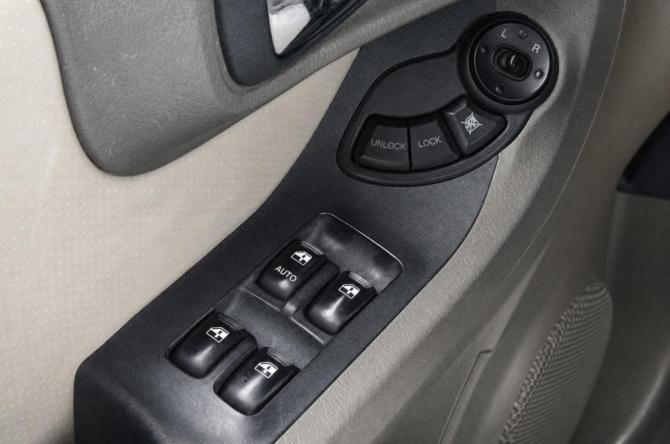 Hyundai Santa Fe Classic с пробегом 2012 года, цена 879 000 рублей, 158000 км, внедорожник, Автокод Объявления