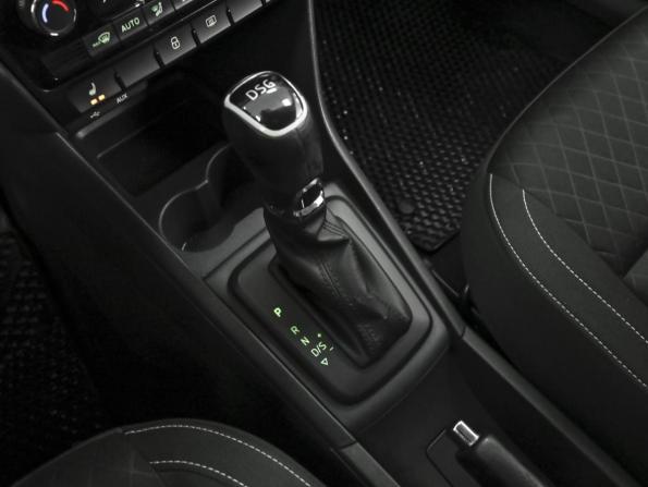 Skoda Rapid I с пробегом 2016 года, цена 1 239 000 рублей, 183372 км, лифтбек, Автокод Объявления