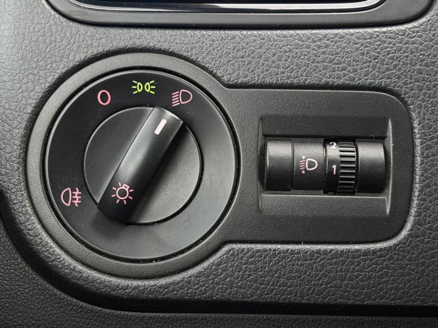 Volkswagen Polo V Рестайлинг Екатеринбург  - изображение 32