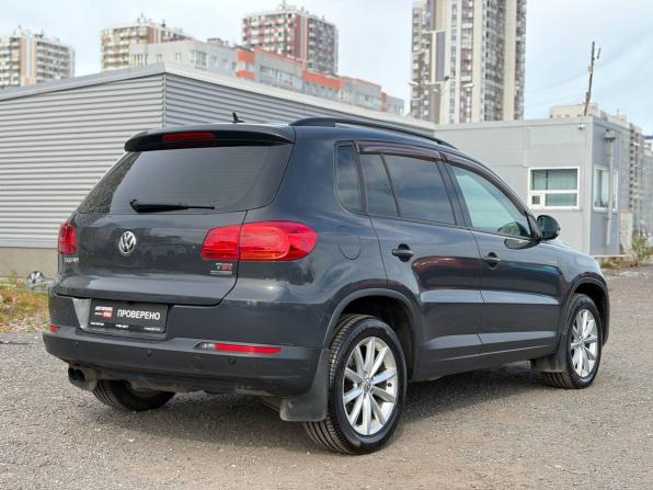 Volkswagen Tiguan I Рестайлинг с пробегом 2014 года, цена 885 000 рублей, 212289 км, внедорожник, Автокод Объявления